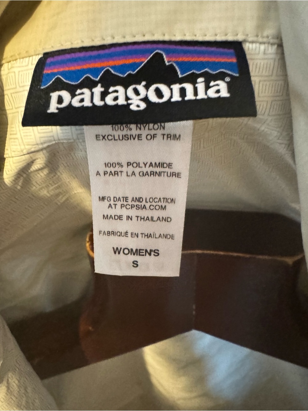 Patagonia Cream Hooded trench rain  Coat used once size S women - Picture 5 of 14